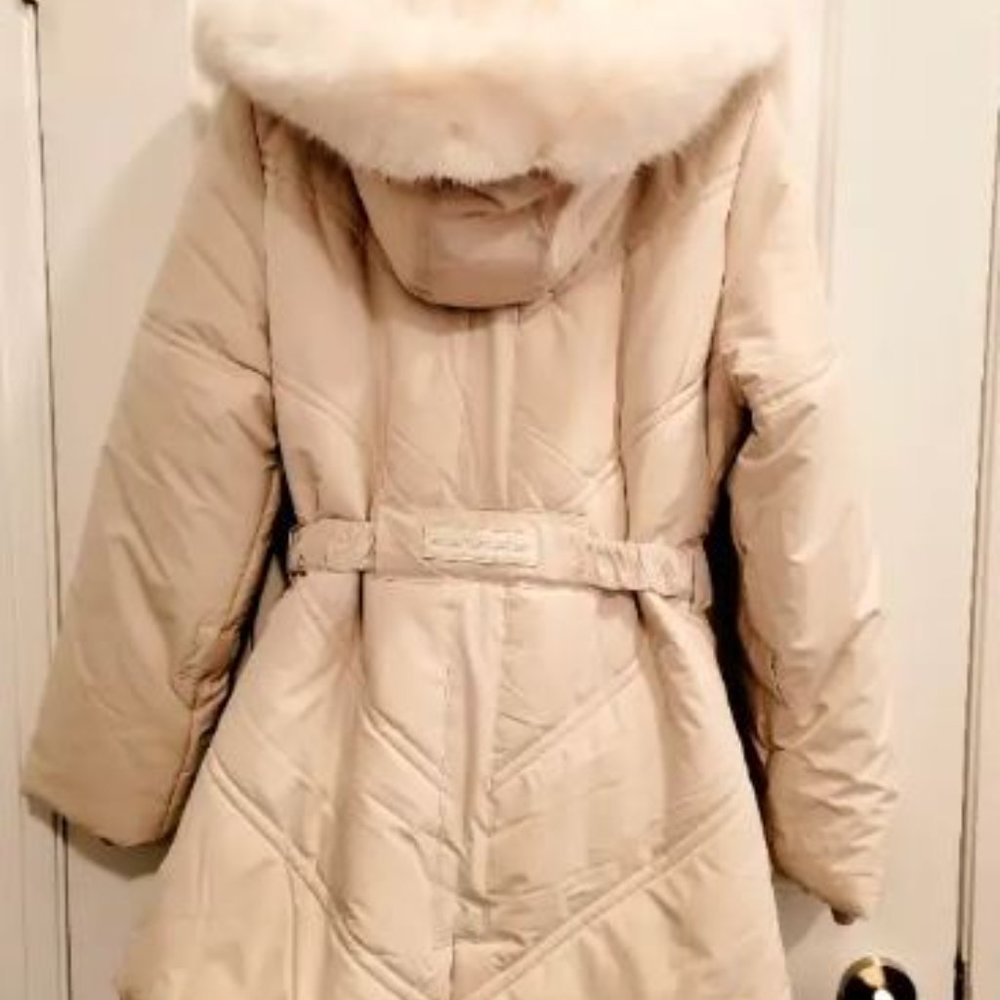 Beautiful winter jacket - Picture 7 of 7